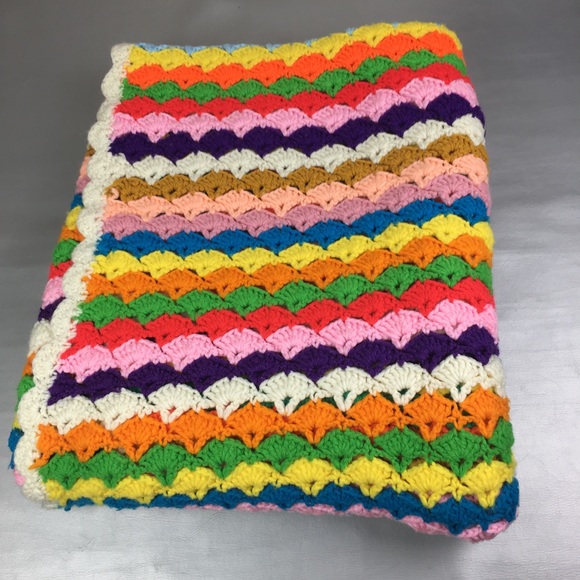 Vintage handmade knitted fan large blanket - Picture 2 of 13